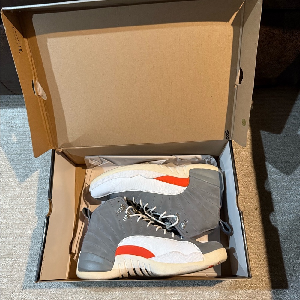 Air Jordan Retro 12’s Cool Grey - Picture 2 of 7